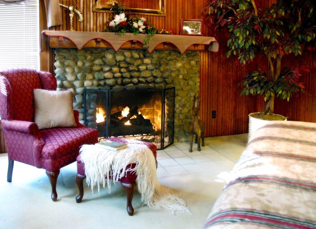 Arbor Hill Inn La Porte Esterno foto