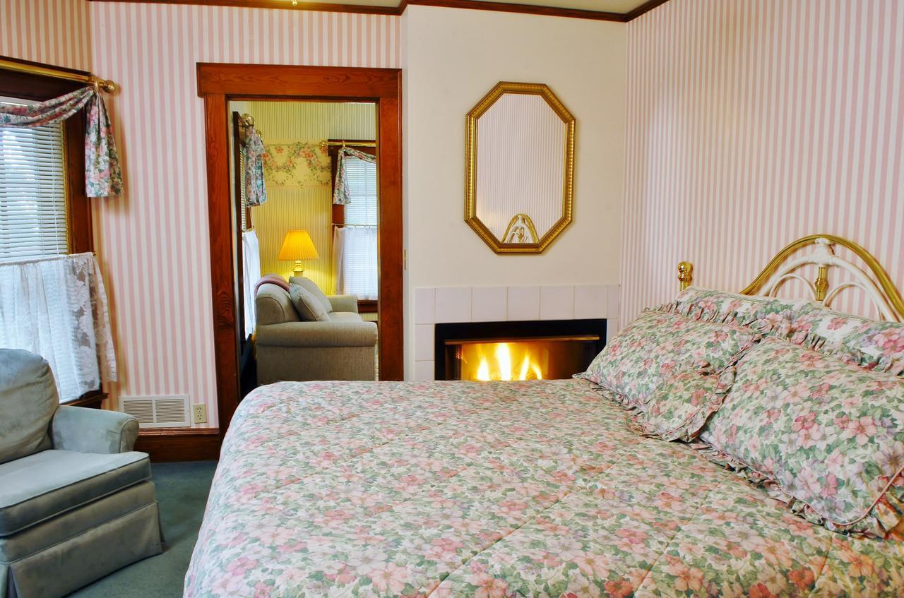 Arbor Hill Inn La Porte Esterno foto