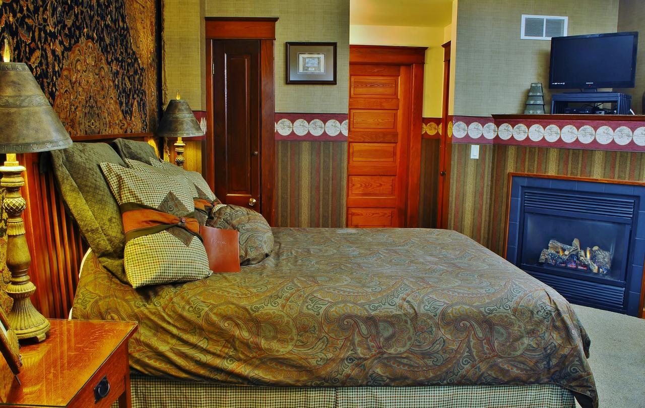 Arbor Hill Inn La Porte Esterno foto